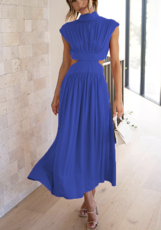 TARA | PLEATED DRESS WITH HIGH NECK