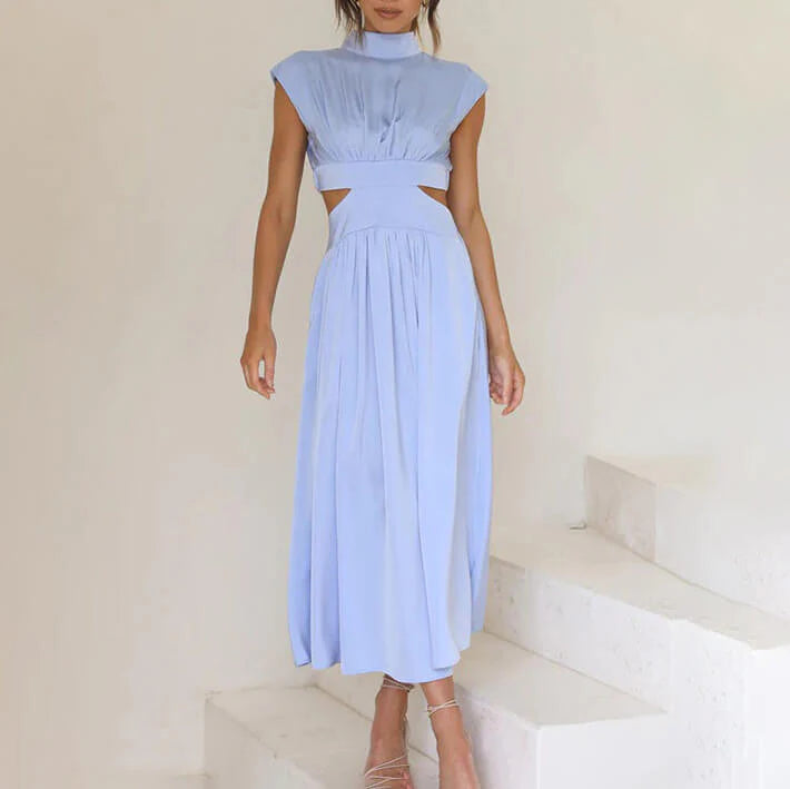 TARA | PLEATED DRESS WITH HIGH NECK