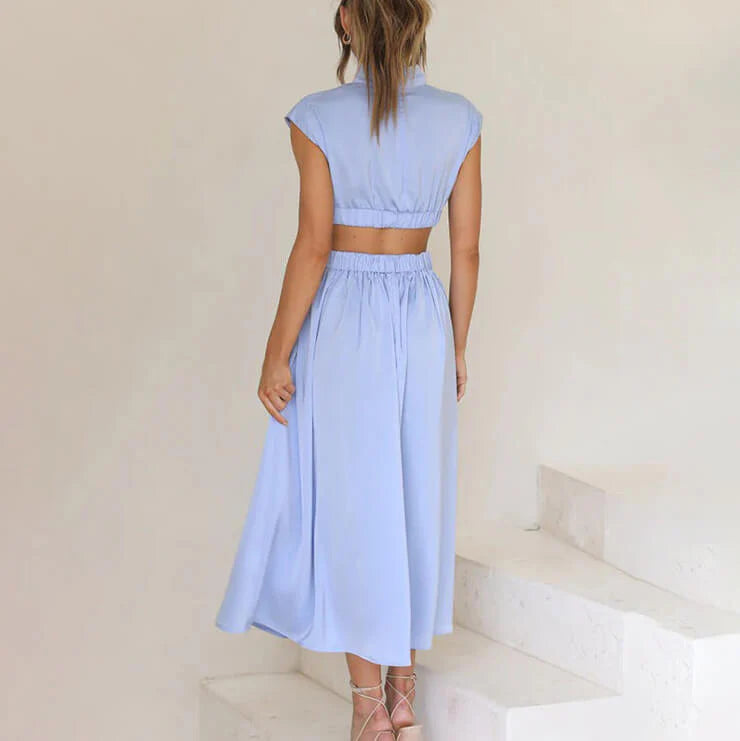 TARA | PLEATED DRESS WITH HIGH NECK